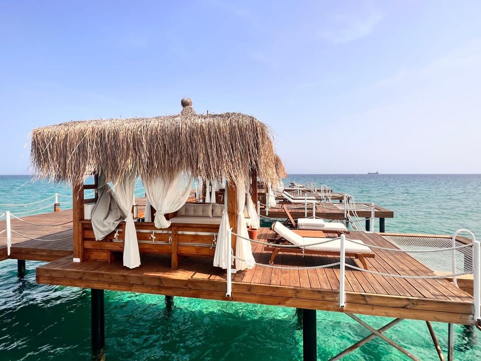 Day, Sea view, sunbed
