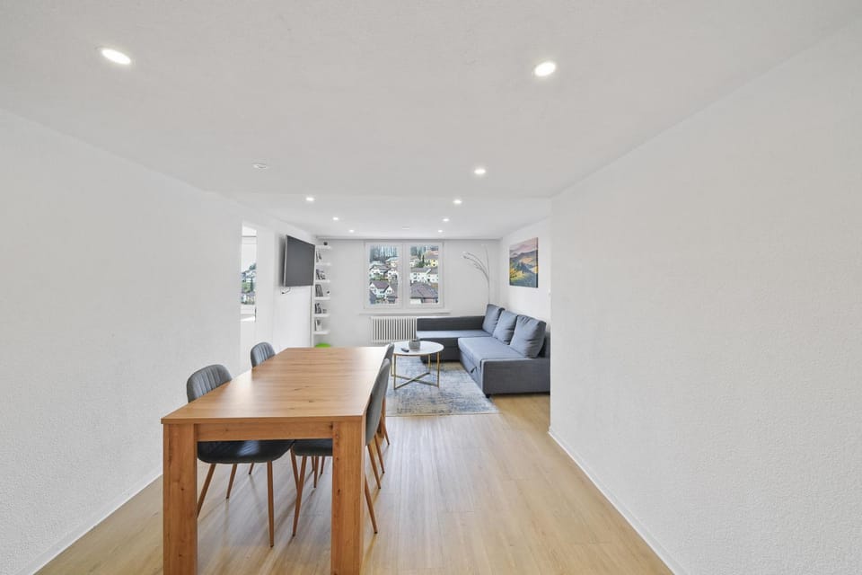 Living room, Dining area