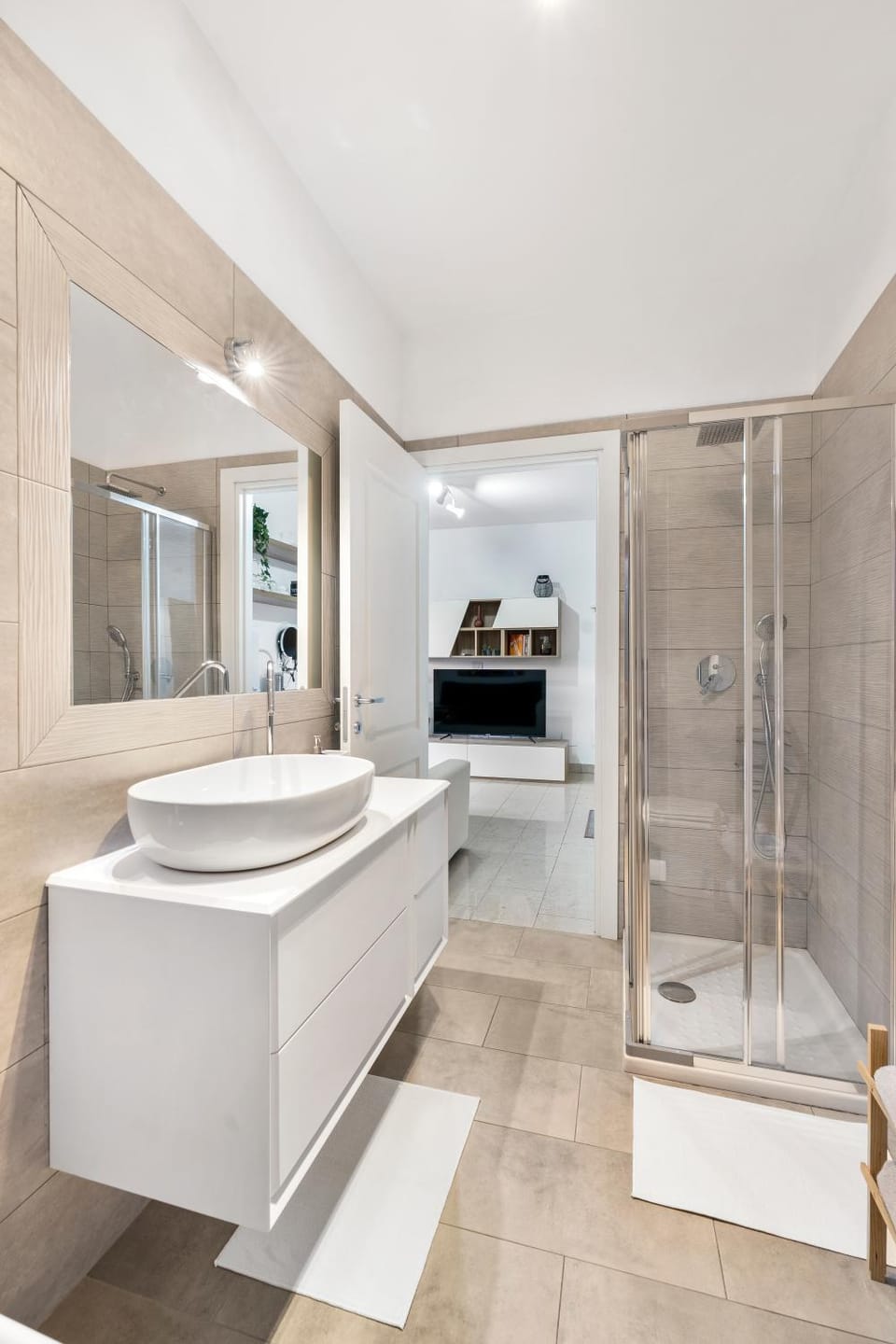 Shower, Bathroom, bidet
