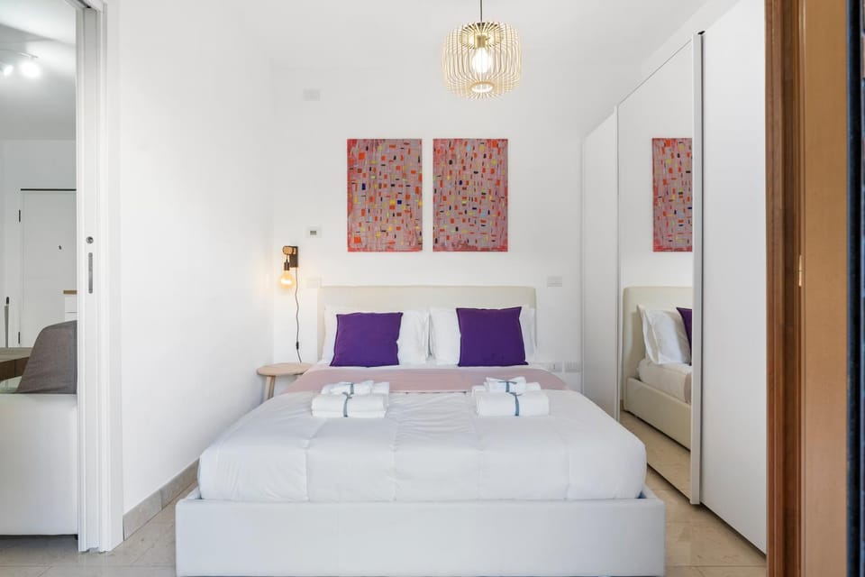 Bed, Balcony/Terrace, Photo of the whole room, Bedroom, towels, wardrobe