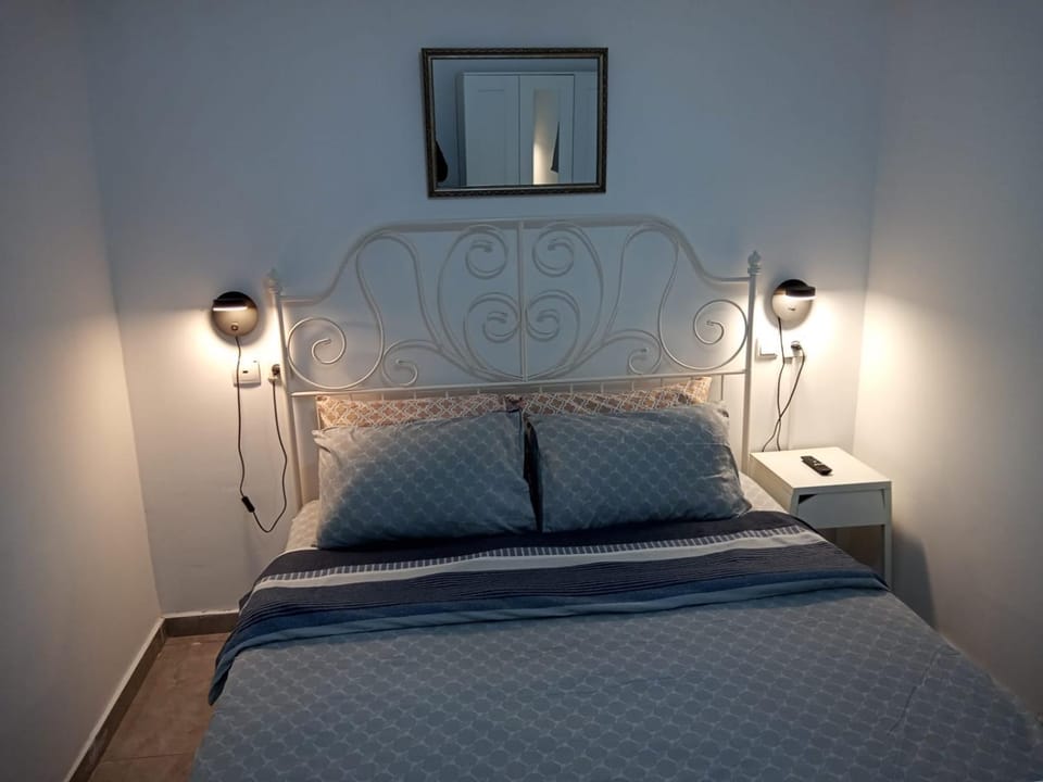 Sunset and sea view, wifi and more Apartment in South District