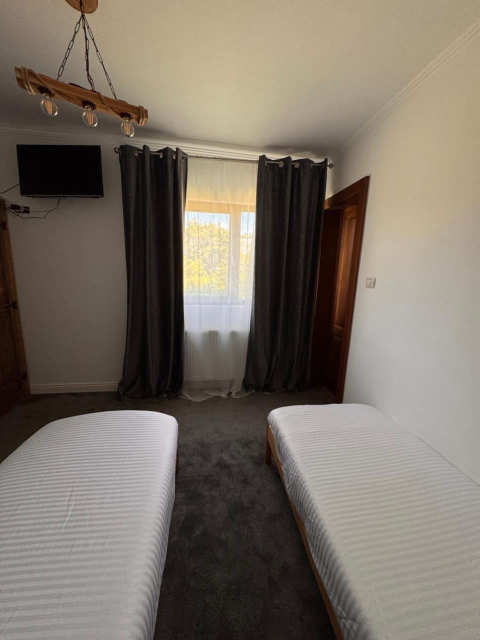 Pensiunea Lili’s House Bed and Breakfast in Timiș County