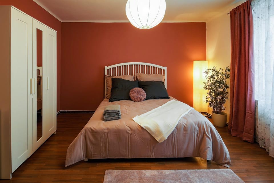 Bed, Photo of the whole room, Bedroom, wardrobe