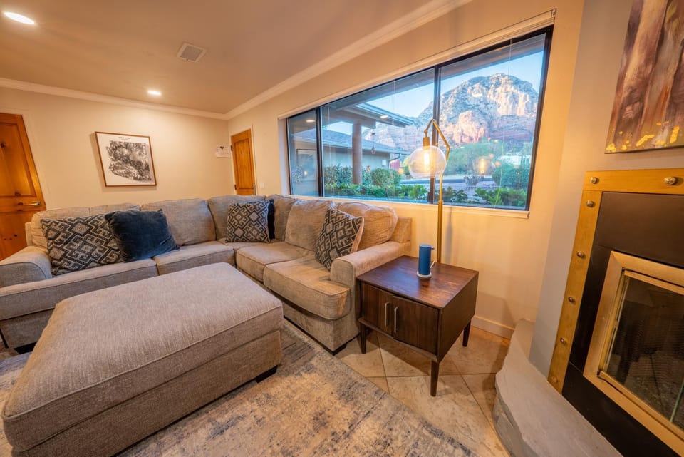 Chimney Rock Escape House in Sedona