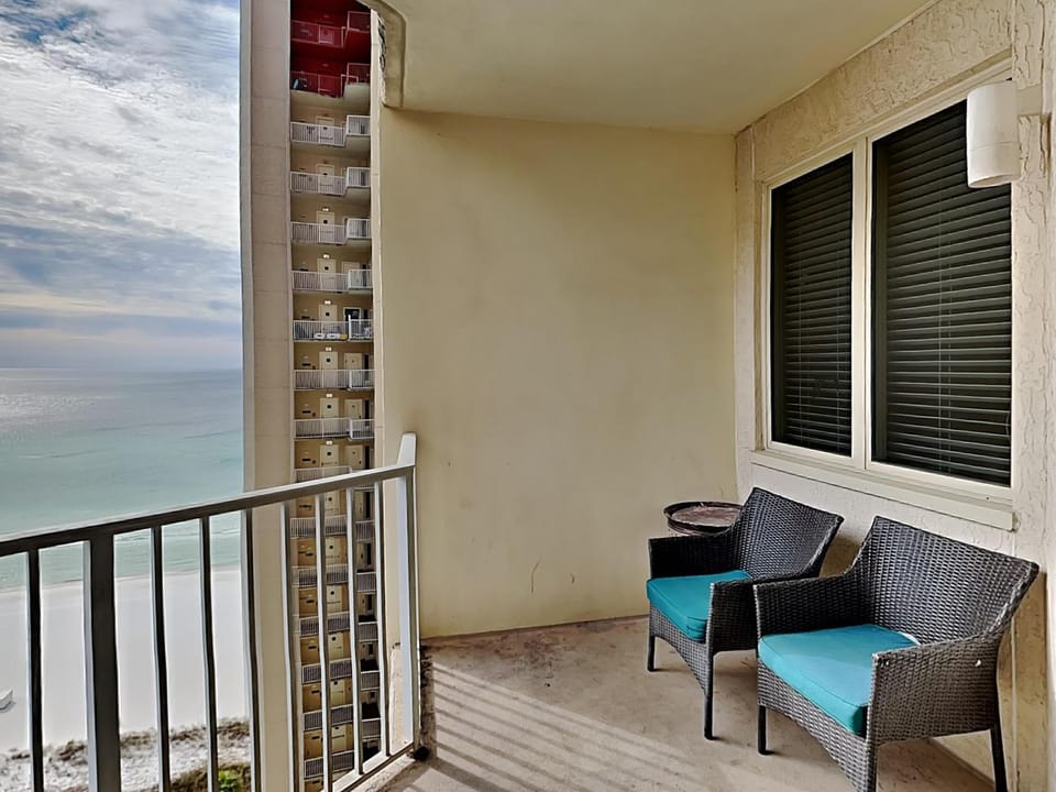 Balcony/Terrace, Seating area, Sea view