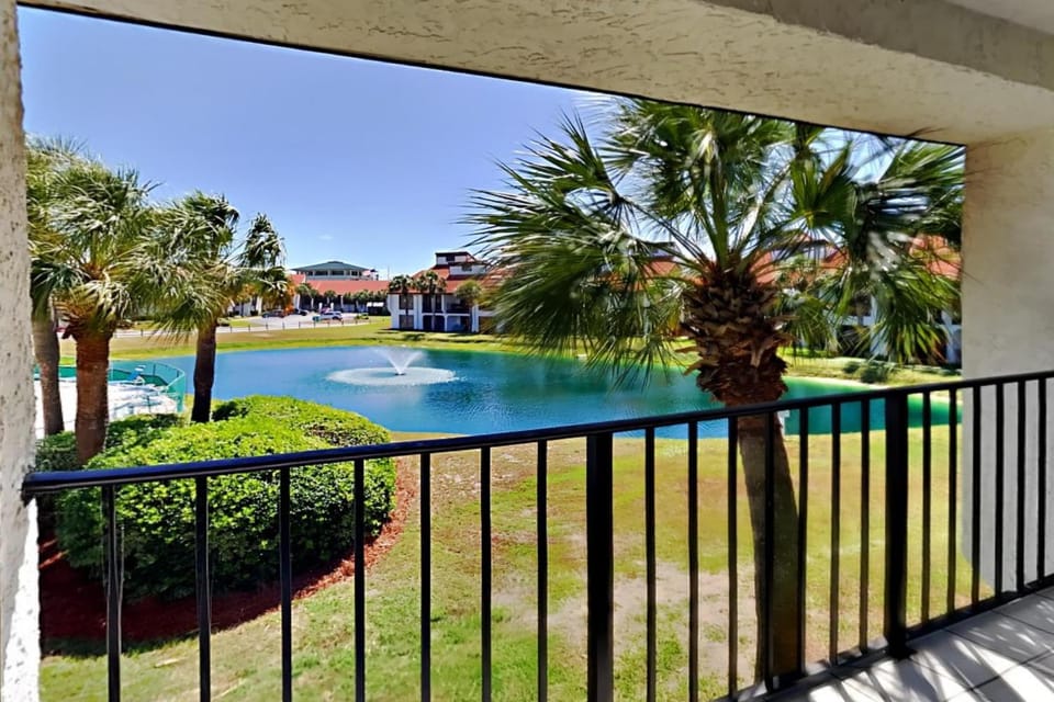 Natural landscape, Garden, View (from property/room), Balcony/Terrace