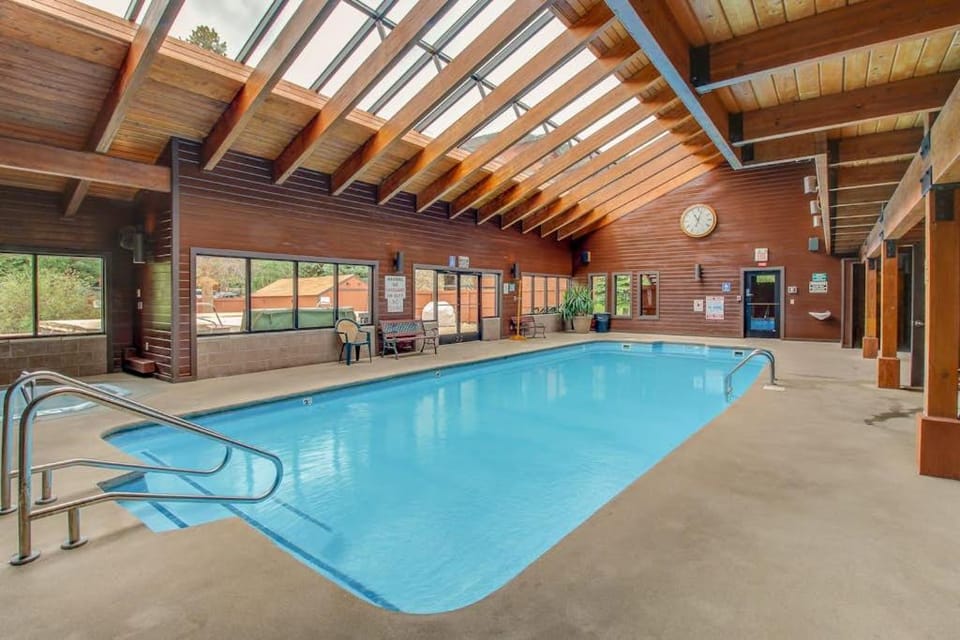 Mountainside Retreat Apartment in Frisco
