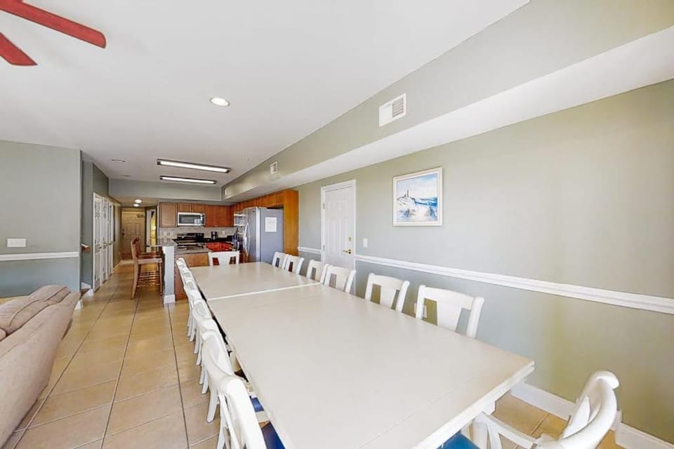 Coconut Grove 405 Apartment in North Myrtle Beach