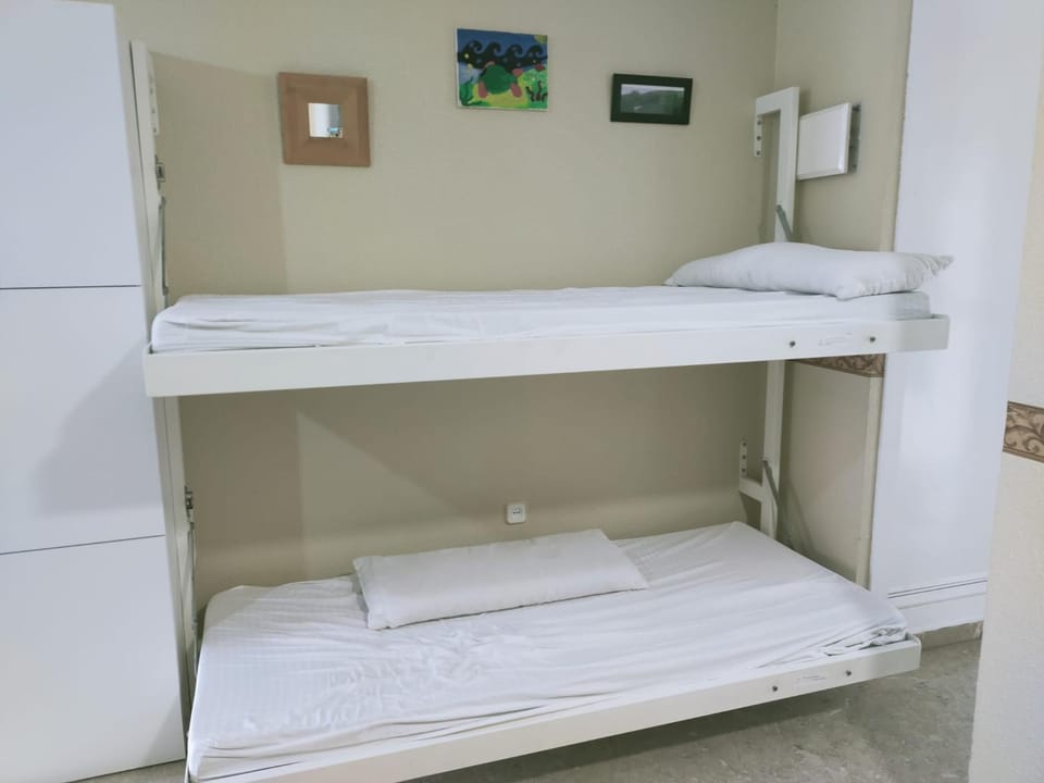 bunk bed