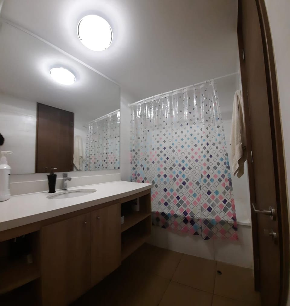 Shower, Bathroom, Bath, towels