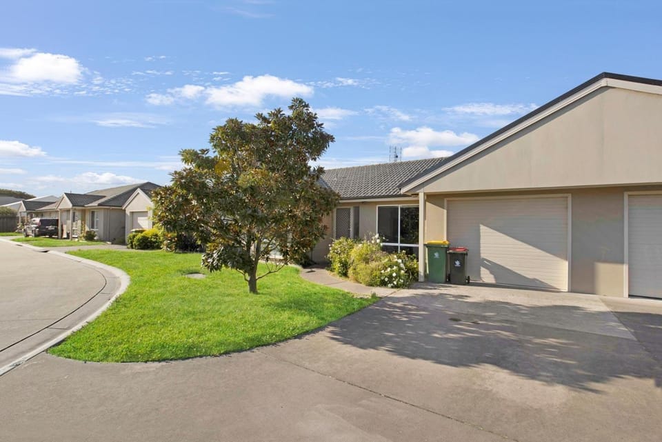 Sea Breeze House in Victoria