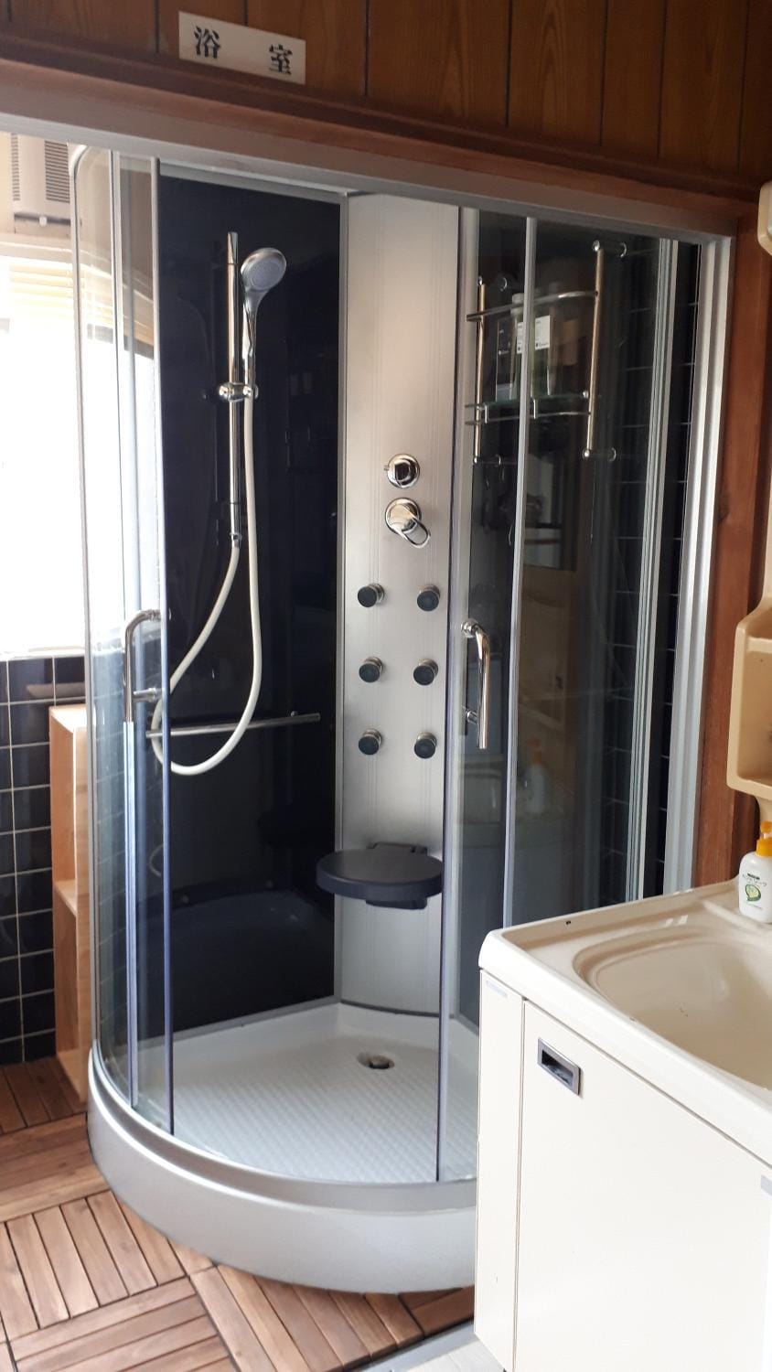 Shower, Bathroom