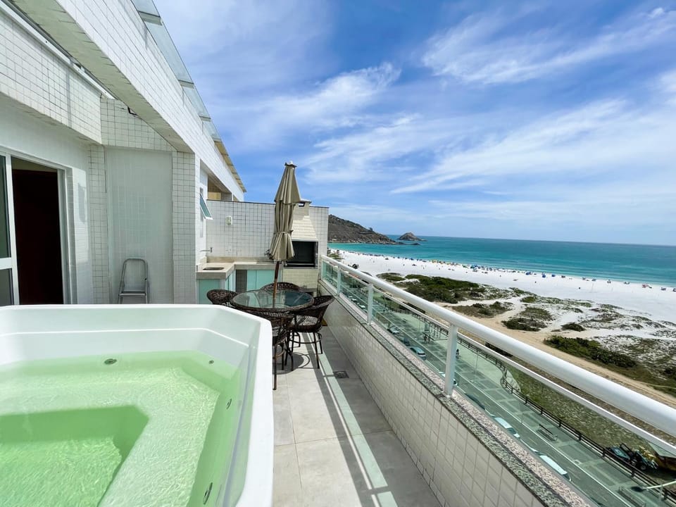 Eu Amo Arraial Hospedagem - Cobertura com Jacuzzi Praia Grande Hotel in State of Rio de Janeiro