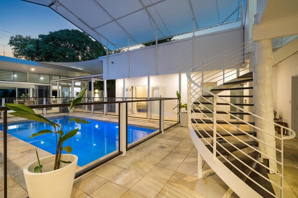 Belle Escapes Villa Rosa just minutes to Trinity Beach House in Cairns