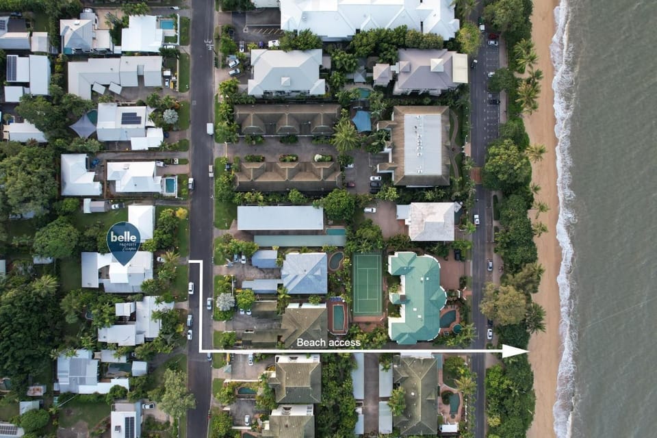 Belle Escapes Villa Rosa just minutes to Trinity Beach House in Cairns