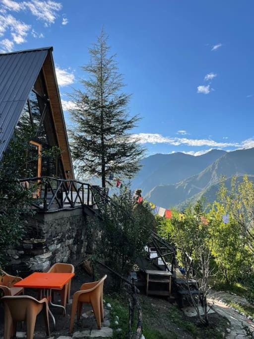 Himalayan Manor A-Frame Cabin Cabin in Himachal Pradesh