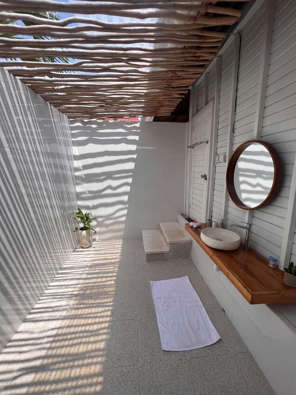 Bathroom, Open Air Bath