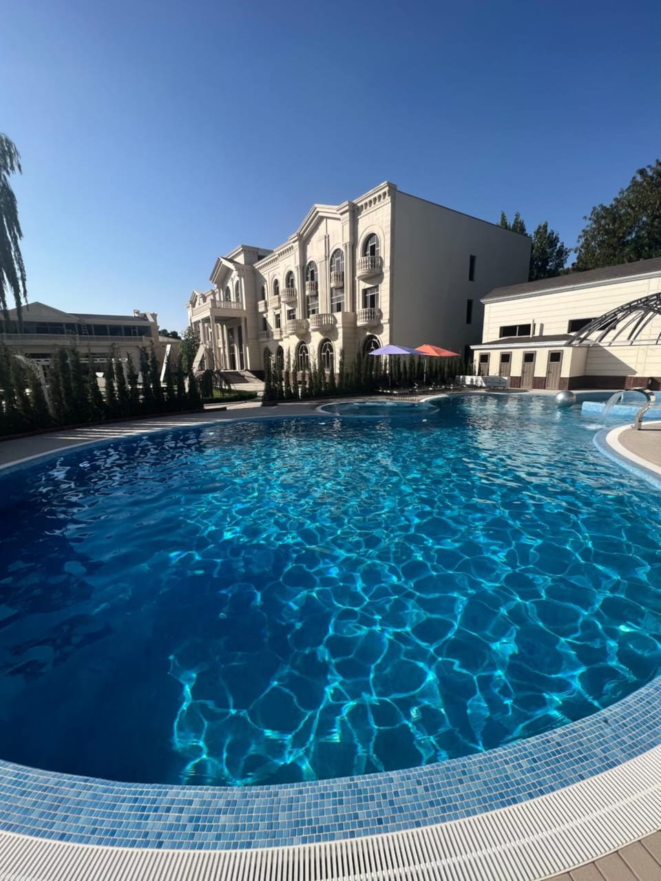 Swimming pool