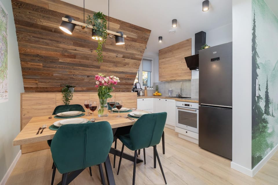 Kitchen or kitchenette, Dining area, pet friendly, stove