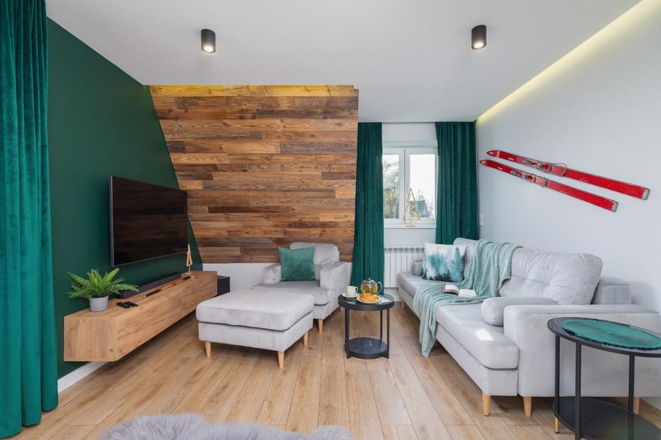 Communal lounge/ TV room, TV and multimedia, Living room, Seating area