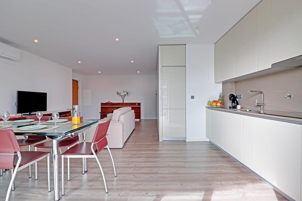 Kitchen or kitchenette, Living room, Dining area