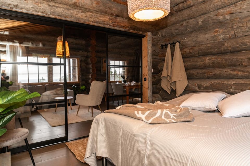 Bed, Living room, Seating area, Bedroom