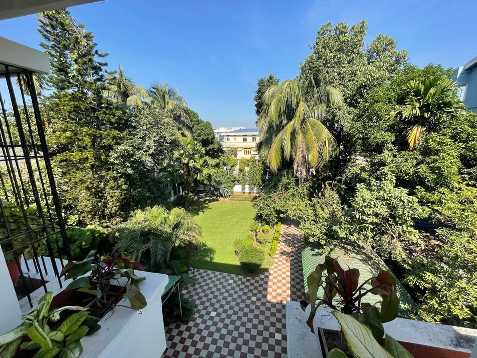 Property building, Day, Garden, Garden view