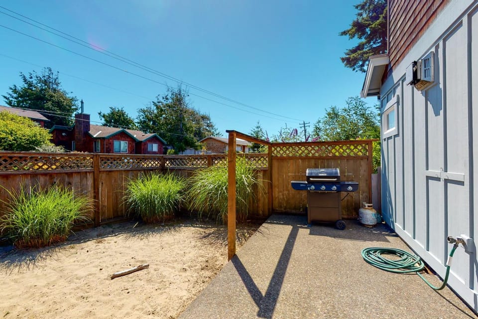 Abode at the Beach MCA 104 House in Manzanita