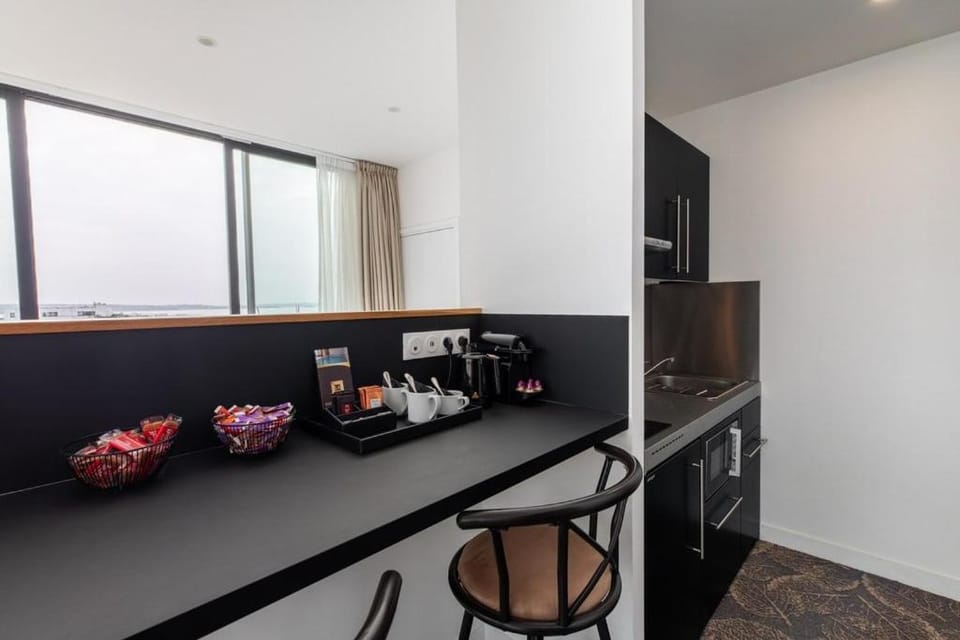 Le Barracuda & Spa, pieds dans l'eau, vue mer, espace bien-être offert Apartment hotel in Brest