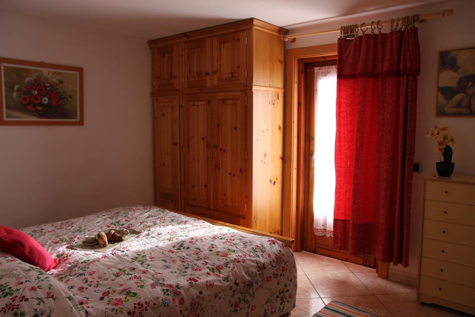 Bed, Bedroom, wardrobe
