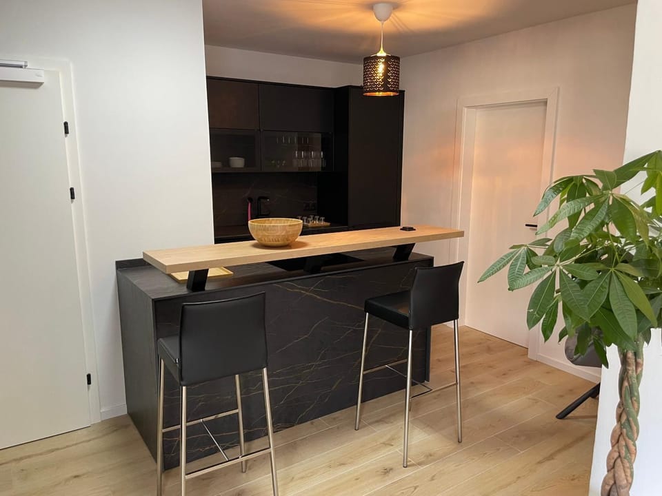 Property building, Kitchen or kitchenette, Living room