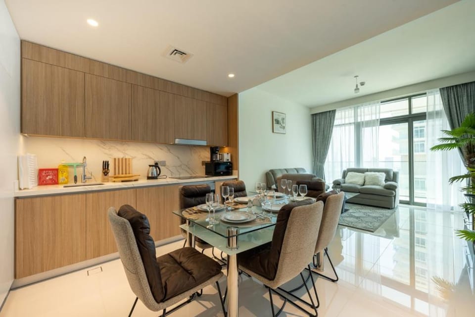Emaar Beach Vista Tower 1 2BHK FAHH Apartment in Dubai