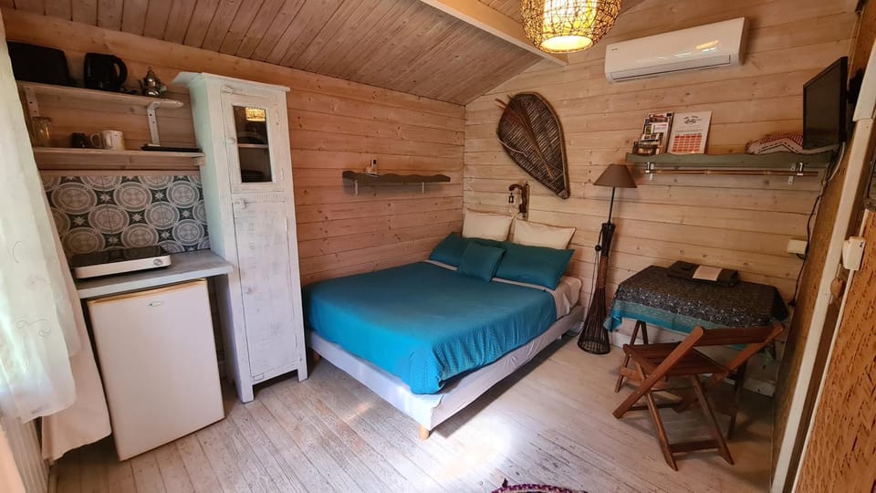 Le chalet du Jardin caché Bed and Breakfast in Marmande