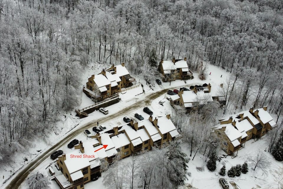 Okemo Trailside 22DL Shred Shack Apartment in Mount Holly
