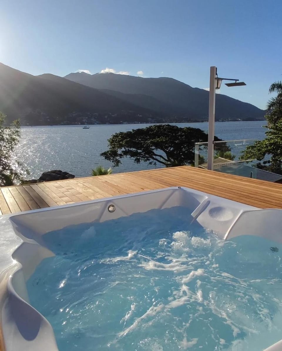 Paraíso da Enseada de Brito Apartment in State of Santa Catarina
