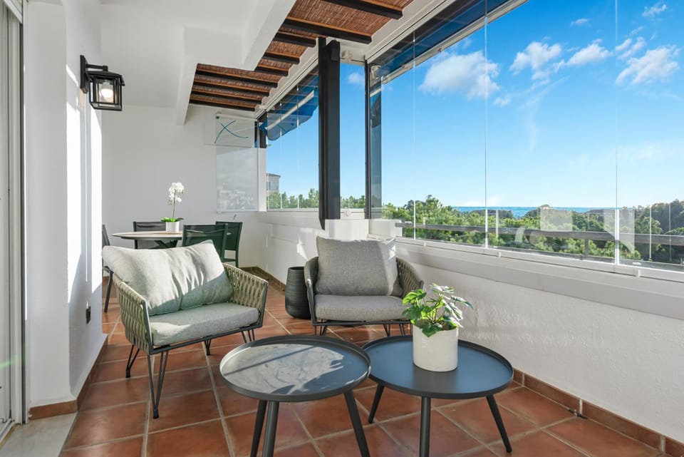 Patio, Day, View (from property/room), Balcony/Terrace, Living room, Seating area, Dining area