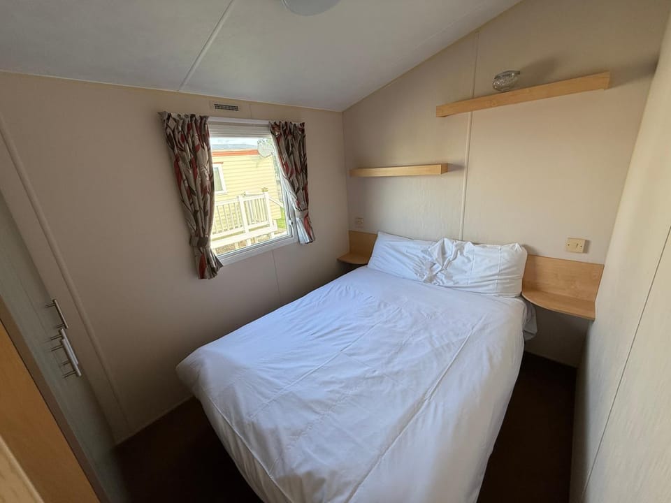 Meadow View 81 - Golden Palm, Central Heating, WiFi, pet friendly - Meadow Lakes Caravan & Lodge Hire Apartment in Chapel Saint Leonards