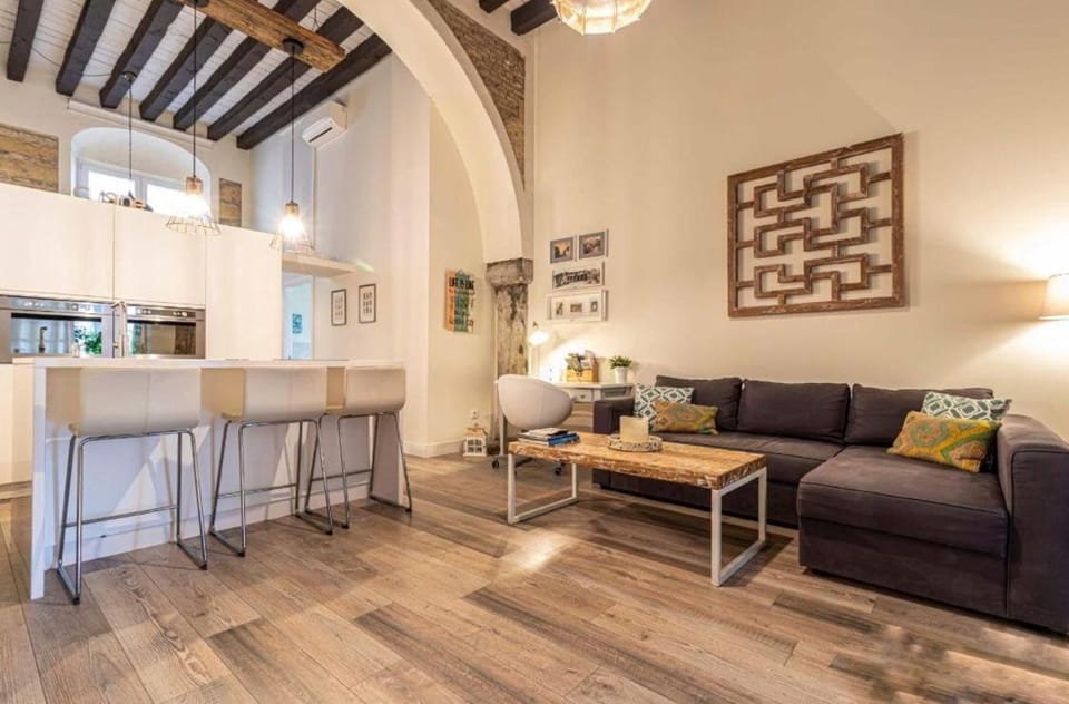 Kitchen or kitchenette, Living room