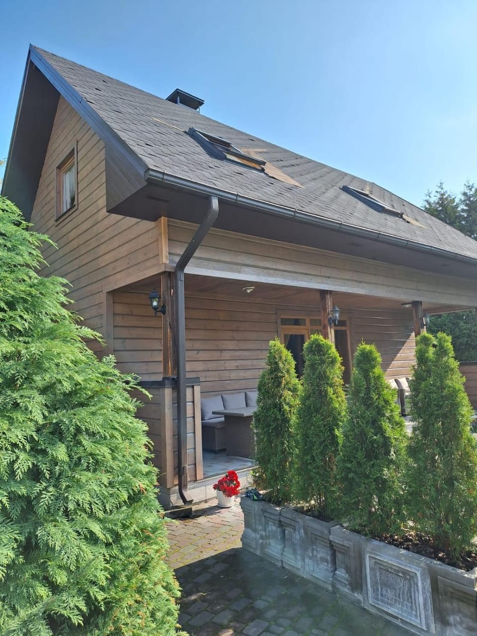 Property building, Spring, Day, Garden, Garden view