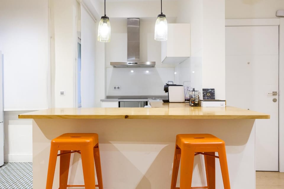 -MalagaSunApts-Central&Cozy 3BDs Apartment in Malaga