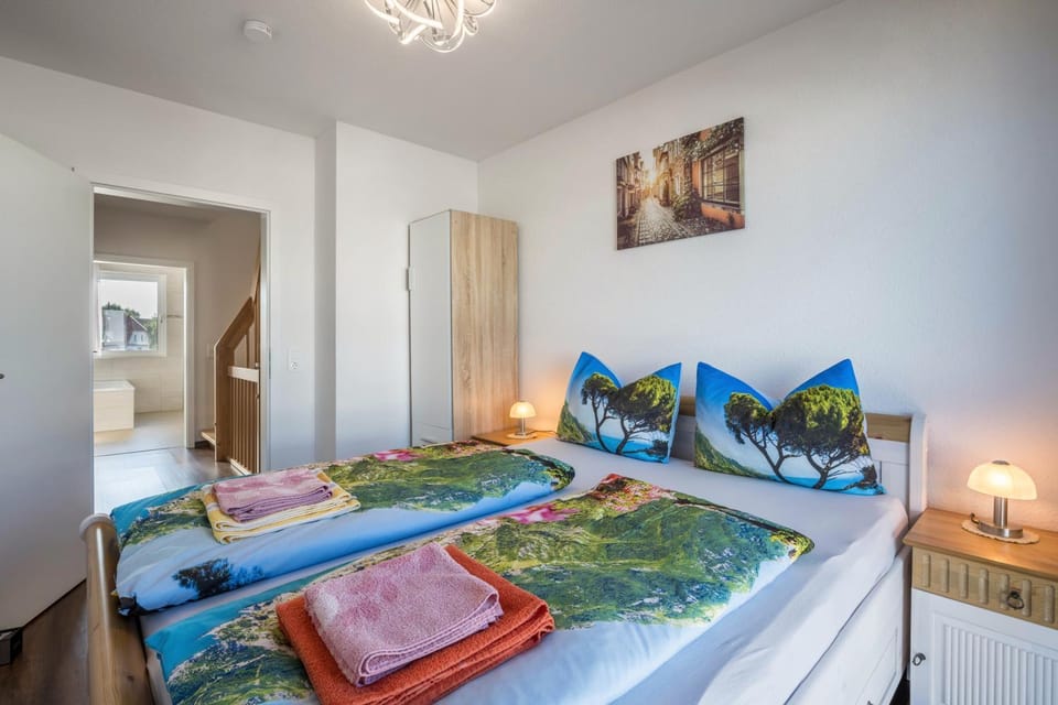 Property building, Living room, Bedroom
