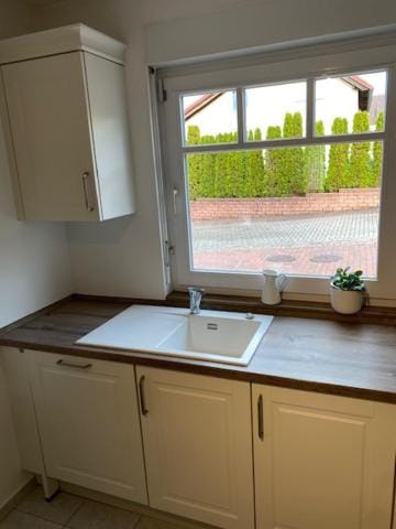 Rose Garden Apartment in Hamelin