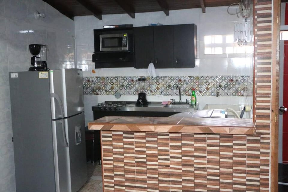 Aparta Suites Torre de Prado 503 Apartaestudio para 3 Personas Apartment in Medellin