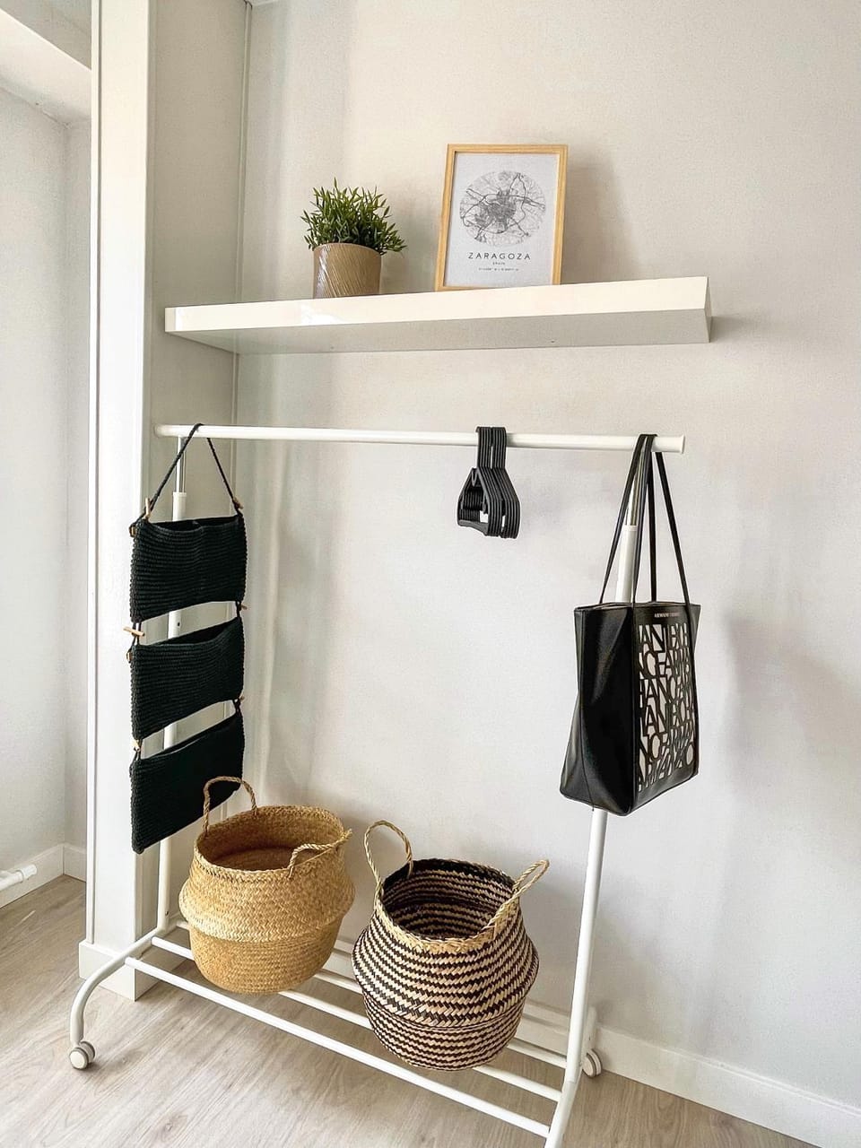 Bedroom, storage