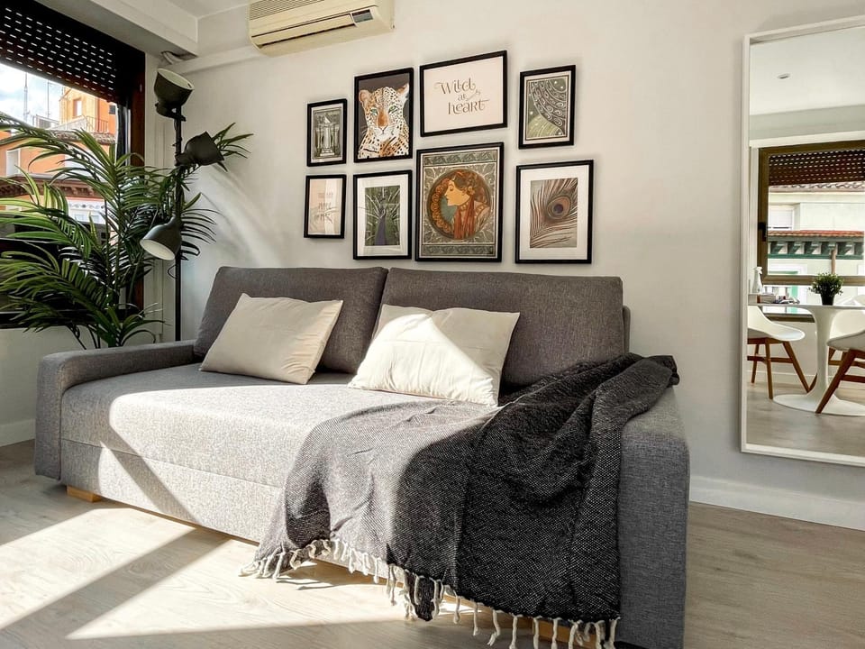 Communal lounge/ TV room, Living room, Lounge or bar