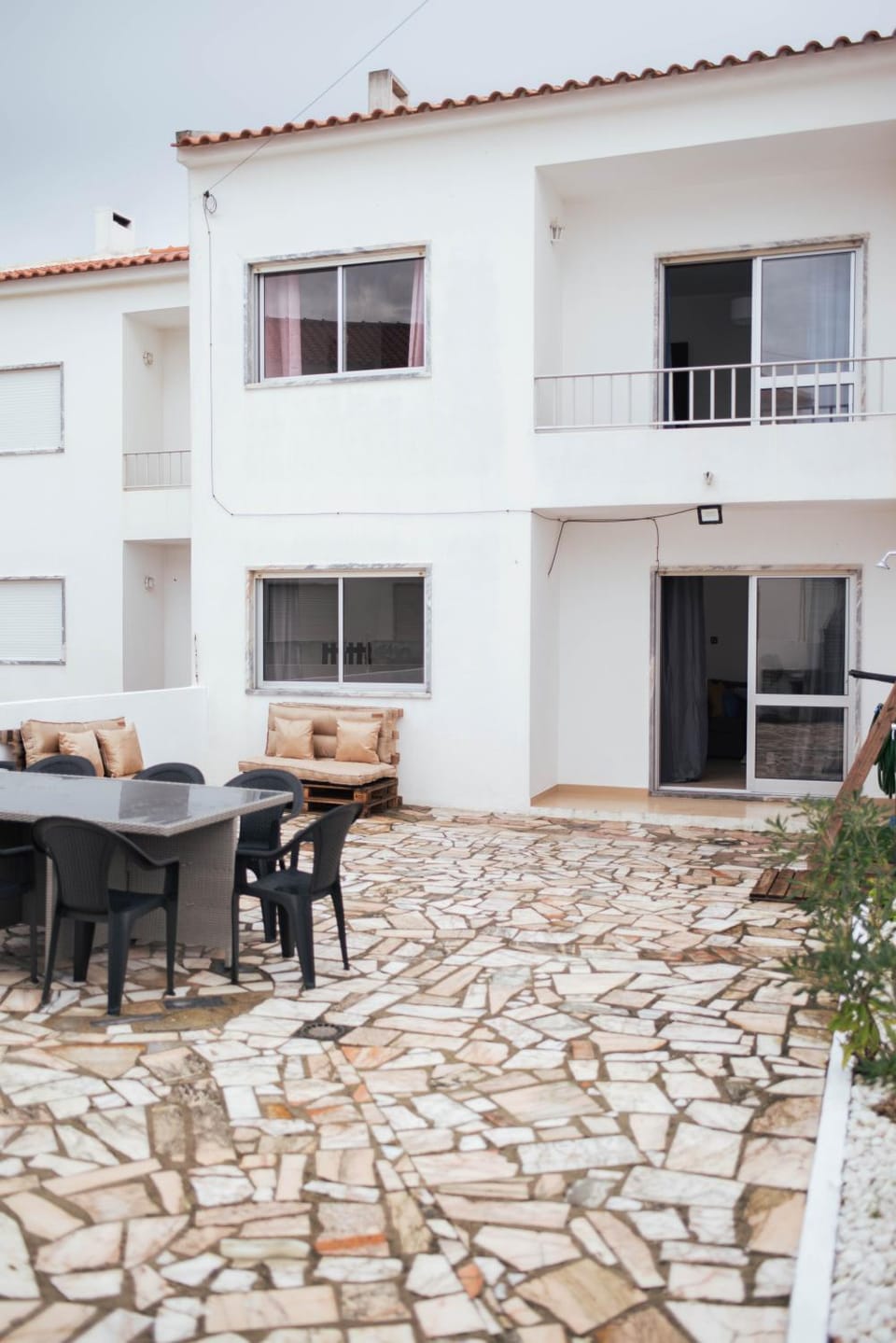 Baleal Surf Emotions Hostel in Peniche