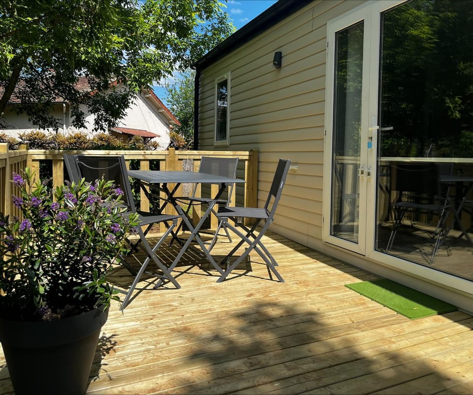 Balcony/Terrace, Dining area