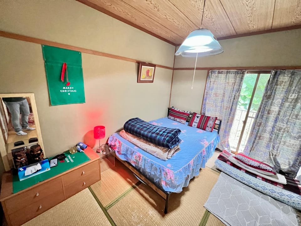 Shirahama Apartment in Japan