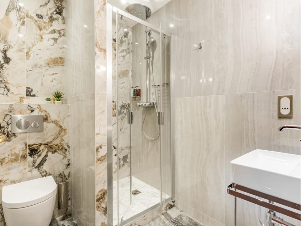 Shower, Toilet, Bathroom