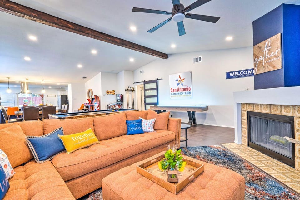 San Antonio Home w/ Hot Tub & Arcade Games! House in San Antonio